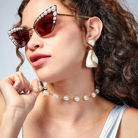 NWT Lele Sadoughi Pearl Necklace - Picture 3 of 3